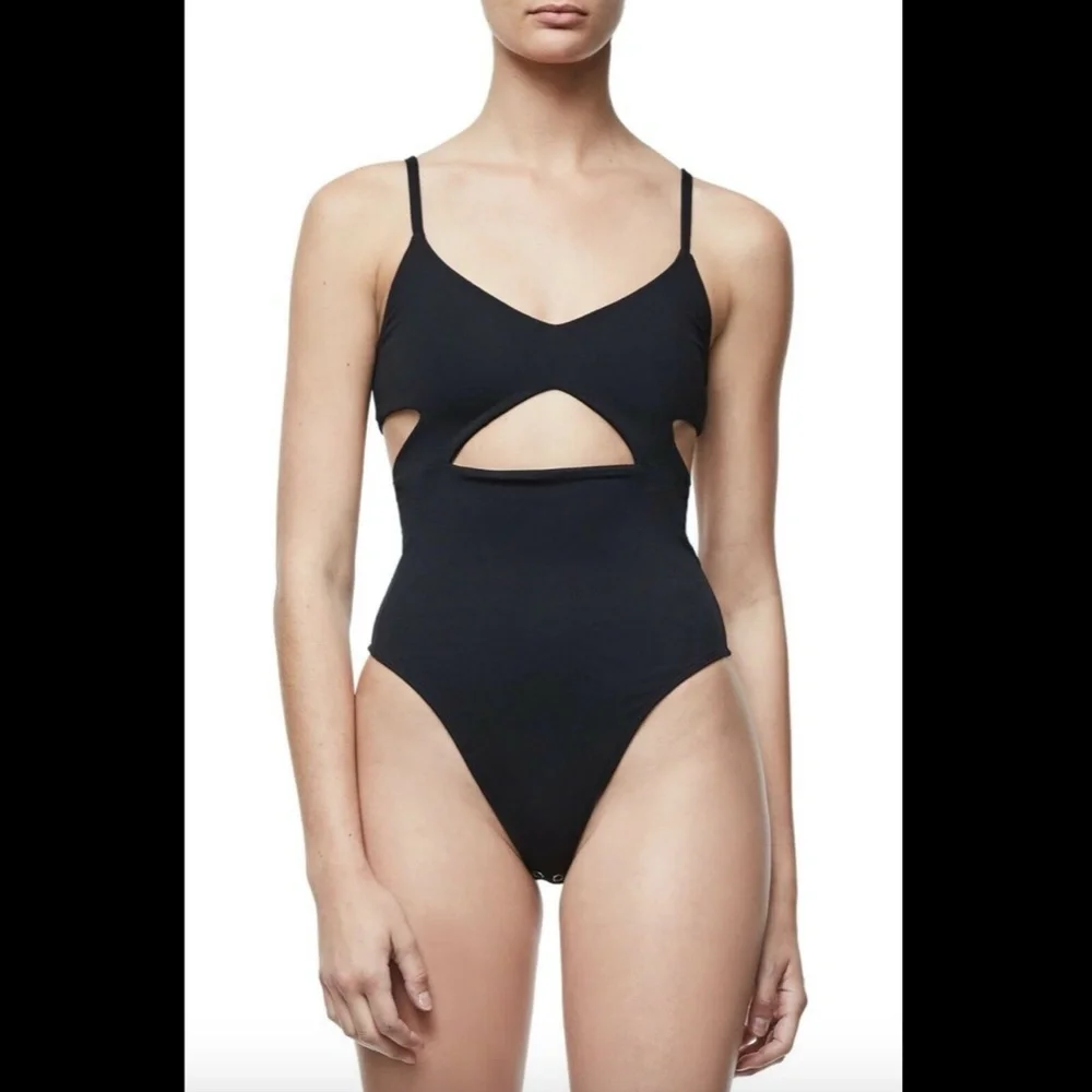 NEW $140 Good American Front Cutout V-neck Camisole Thong Bodysuit in Black SZ 5 - Picture 3 of 12
